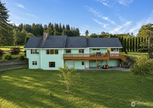 Photo 1 of Single family home for sale at 32 Thompson Ln, Elma, WA 98541 | MLS# NWM2553411 | Listing updated on 2026-09-22