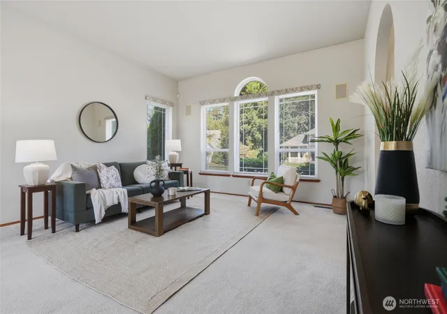 Photo 4 of Sale Pending at 2426 SE Celebrity Ct, Port Orchard, WA 98367 | MLS# NWM2553417 | Listing updated on 2026-10-01