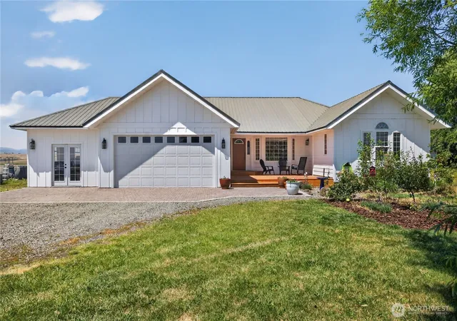 Photo 2 of Single family home for sale at 430 Back Country Dr, Ellensburg, WA 98926 | MLS# NWM2553424 | Listing updated on 2026-09-18