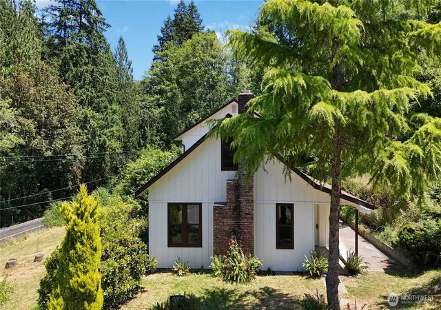 Photo 3 of Sale Pending at 1790 Little Hanaford Rd, Centralia, WA 98531 | MLS# NWM2553434 | Listing updated on 2026-09-26