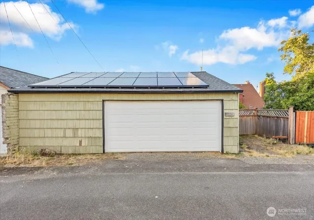 Photo 3 of Single family home for sale at 4124 6th Avenue, Tacoma, WA 98406 | MLS# NWM2553450 | Listing updated on 2026-09-22