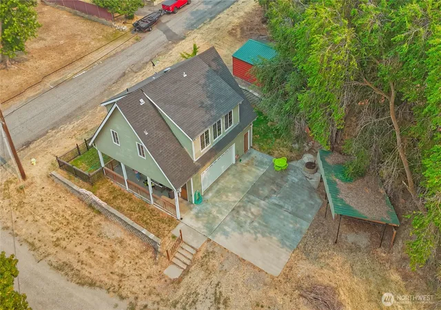 Single family home for sale at 400 Partello Park, Grand Coulee, WA 99133 | MLS# NWM2553508