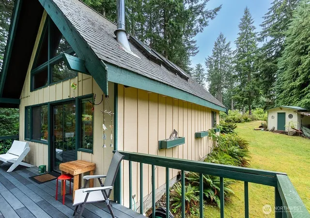 Photo 3 of Single family home for sale at 12 B Port Susan Dr, Hat Island, WA 98206 | MLS# NWM2553526 | Listing updated on 2026-09-22