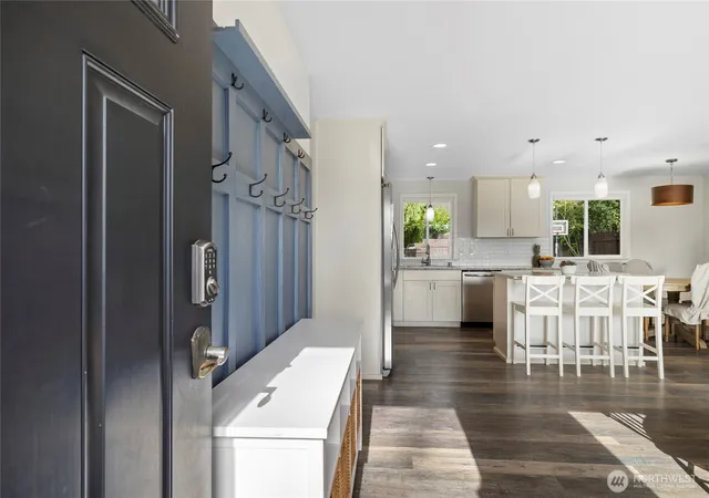 Photo 3 of Sale Pending at 520 N 21st Street, Mount Vernon, WA 98273 | MLS# NWM2553530 | Listing updated on 2026-09-25