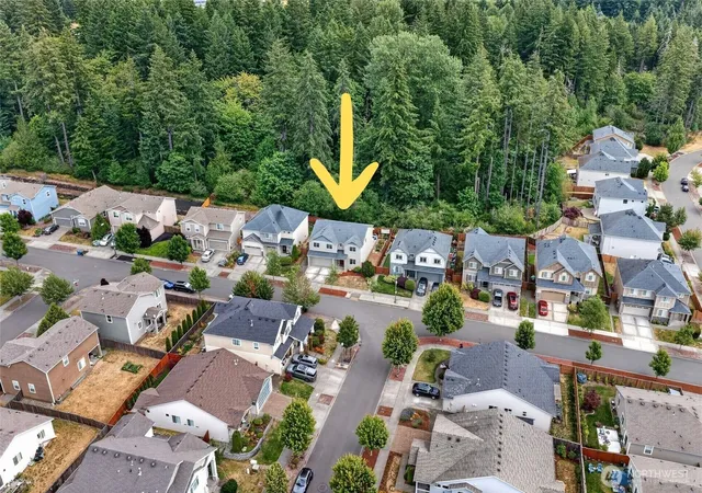 Photo 4 of Single family home for sale at 1618 Hudson St NW, Olympia, WA 98502 | MLS# NWM2553543 | Listing updated on 2026-10-02