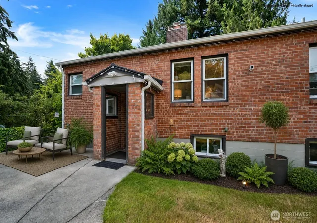 Photo 2 of Single family home for sale at 2407 Larch Way, Lynnwood, WA 98036 | MLS# NWM2553556 | Listing updated on 2026-09-22