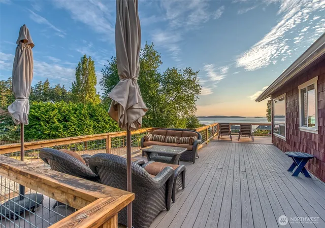 Photo 2 of Single family home for sale at 78 Lodge Ln, Eastsound, WA 98245 | MLS# NWM2553567 | Listing updated on 2026-09-22