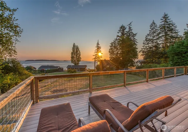 Photo 1 of Single family home for sale at 78 Lodge Ln, Eastsound, WA 98245 | MLS# NWM2553567 | Listing updated on 2026-10-19