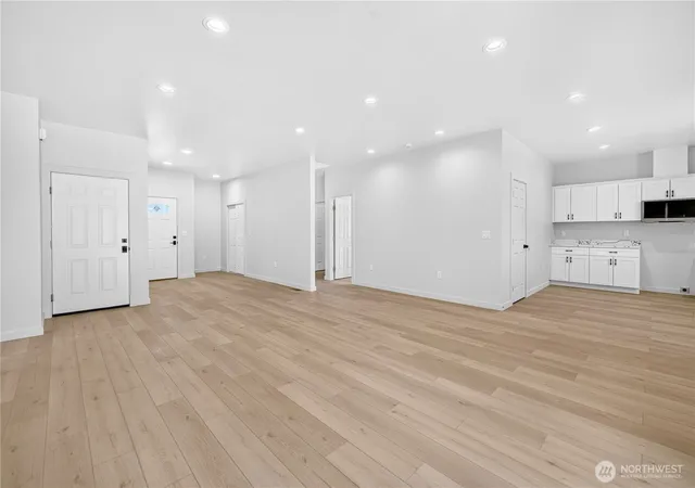 Photo 3 of Single family home for sale at 309 Olivia St, Sunnyside, WA 98944 | MLS# NWM2553598 | Listing updated on 2026-09-22
