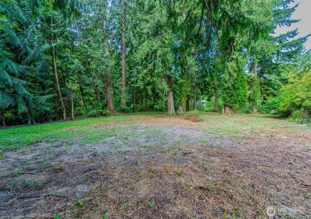 Photo 2 of Sale Pending at 7929 S Lake Ketchum Rd, Stanwood, WA 98292 | MLS# NWM2553619 | Listing updated on 2026-07-21