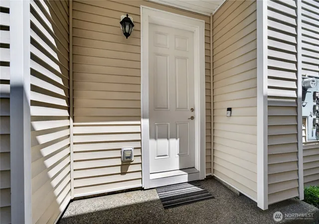 Photo 3 of Condo for sale at 2666 Hamiliton Ave, Dupont, WA 98327 | MLS# NWM2553644 | Listing updated on 2026-09-24