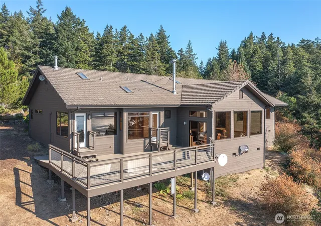 Photo 2 of Single family home for sale at 404 Lookout Loop, Orcas Island, WA 98245 | MLS# NWM2553674 | Listing updated on 2026-09-22