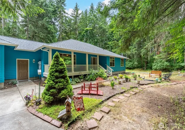 Photo 2 of Single family home for sale at 5716 Gahs Rd S, Roy, WA 98580 | MLS# NWM2553687 | Listing updated on 2026-09-22