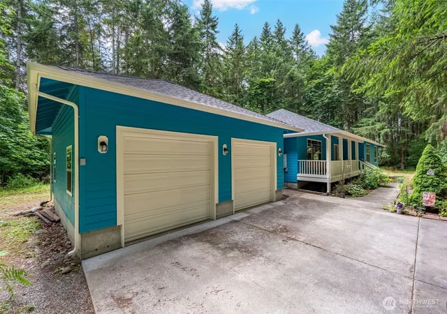 Photo 3 of Single family home for sale at 5716 Gahs Rd S, Roy, WA 98580 | MLS# NWM2553687 | Listing updated on 2026-09-22