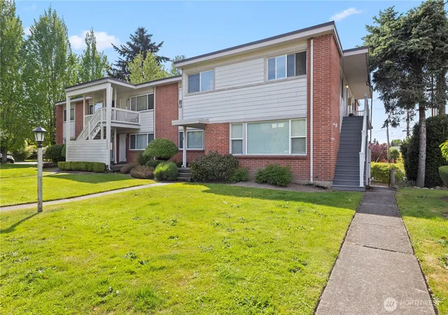 Photo 3 of Multi family home for sale at 1115 N 12th Street, Tacoma, WA 98403 | MLS# NWM2553708 | Listing updated on 2026-09-22
