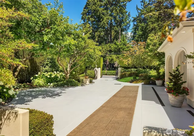 Photo 2 of Mansion for sale at 14405 3rd Avenue Nw, Seattle, WA 98177 | MLS# NWM2553710 | Listing updated on 2026-09-22