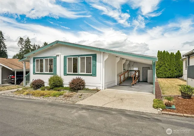 Photo 1 of Manufactured home for sale at 592 Ne Saturn Ln, Bremerton, WA 98311 | MLS# NWM2553808 | Listing updated on 2026-09-22