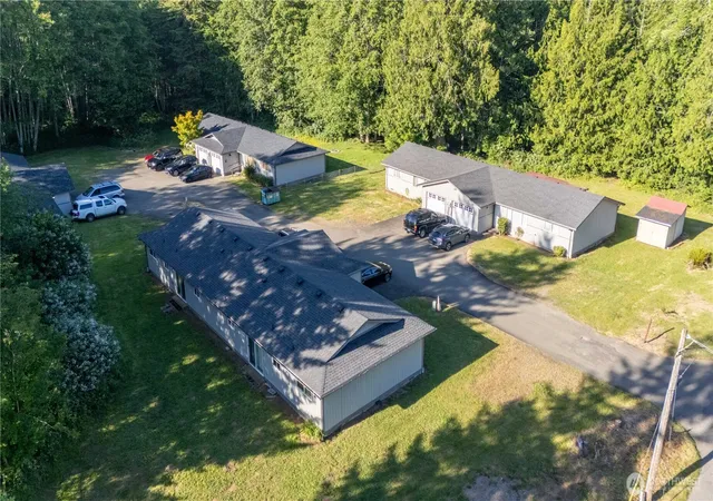 Photo 1 of Multi family home for sale at 106 Garden Hl Rd W, Elma, WA 98541 | MLS# NWM2553817 | Listing updated on 2026-09-22
