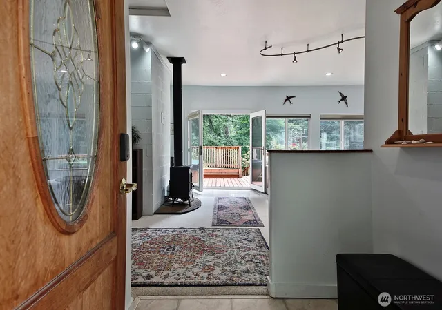 Photo 3 of Sale Pending at 6357 Baywood Rd, Freeland, WA 98249 | MLS# NWM2553818 | Listing updated on 2026-08-11