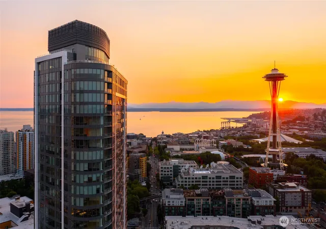 Photo 3 of Condo for sale at 2510 6th Avenue #2705, Seattle, WA 98121 | MLS# NWM2553845 | Listing updated on 2026-09-22