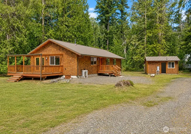 Photo 1 of Single family home for sale at 5621 Paradise Ln, Anacortes, WA 98221 | MLS# NWM2553862 | Listing updated on 2026-09-22