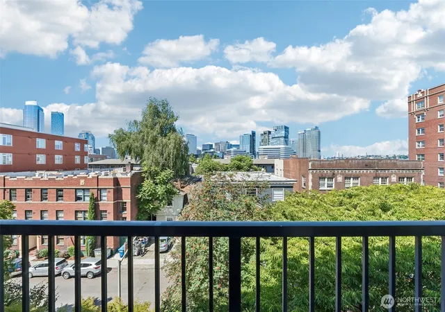 Condo for sale at 1620 Belmont Ave #423, Seattle, WA 98122 | MLS# NWM2553863