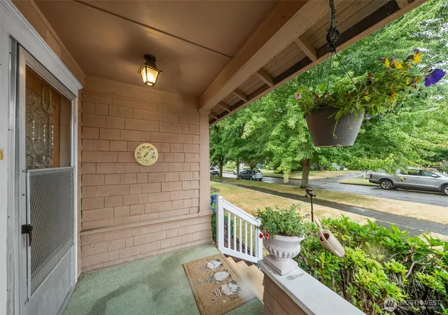 Photo 2 of Single family home for sale at 1114 N Prospect St, Tacoma, WA 98406 | MLS# NWM2553890 | Listing updated on 2026-09-28