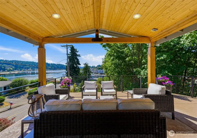Photo 1 of Single family home for sale at 4010 Burnham Dr, Gig Harbor, WA 98332 | MLS# NWM2553914 | Listing updated on 2026-09-29