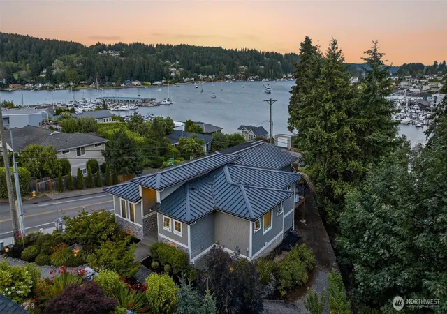 Photo 3 of Single family home for sale at 4010 Burnham Dr, Gig Harbor, WA 98332 | MLS# NWM2553914 | Listing updated on 2026-09-29