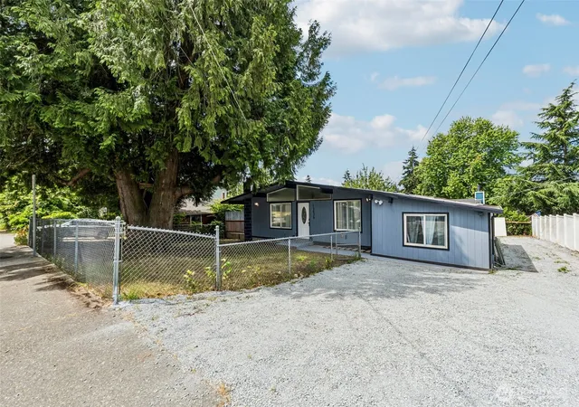 Photo 2 of Single family home for sale at 13039 24th Avenue S, Seatac, WA 98168 | MLS# NWM2553927 | Listing updated on 2026-09-22