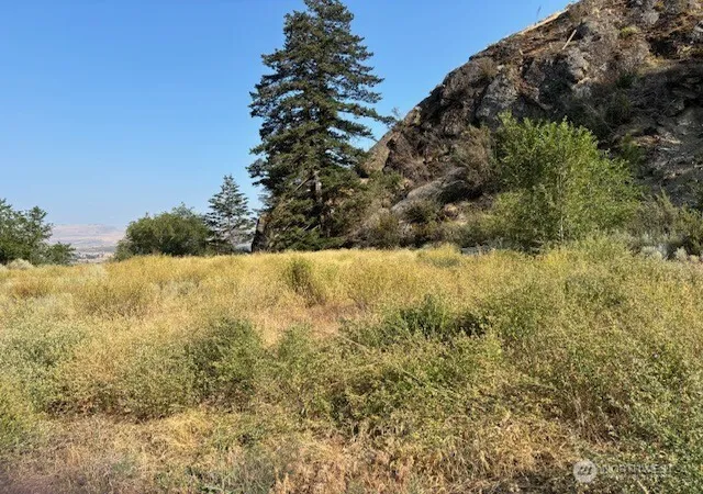 Photo 1 of Land for sale at 1 Shirley Rd N #4, Oroville, WA 98844 | MLS# NWM2553972 | Listing updated on 2026-09-22