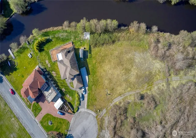 Photo 3 of Sale Pending at 721 Ocean View Ct, Point Roberts, WA 98281 | MLS# NWM2554001 | Listing updated on 2026-08-07