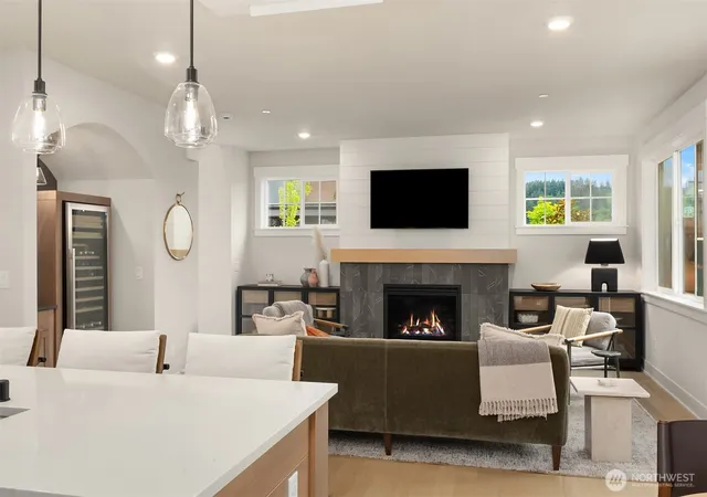 Photo 4 of Townhouse for sale at 14834 NE 143rd Place #12, Woodinville, WA 98072 | MLS# NWM2554003 | Listing updated on 2026-10-01
