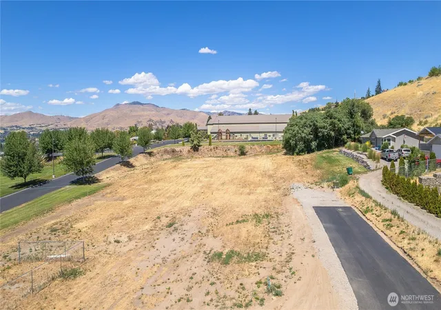 Photo 3 of Land for sale at 23 Mcelmurry Ln Ne, East Wenatchee, WA 98802 | MLS# NWM2554131 | Listing updated on 2026-09-22