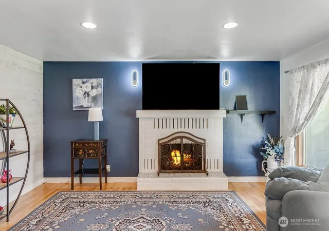 Photo 2 of Sale Pending at 6919 W Victoria Ave, Kennewick, WA 99336 | MLS# NWM2554140 | Listing updated on 2026-09-23