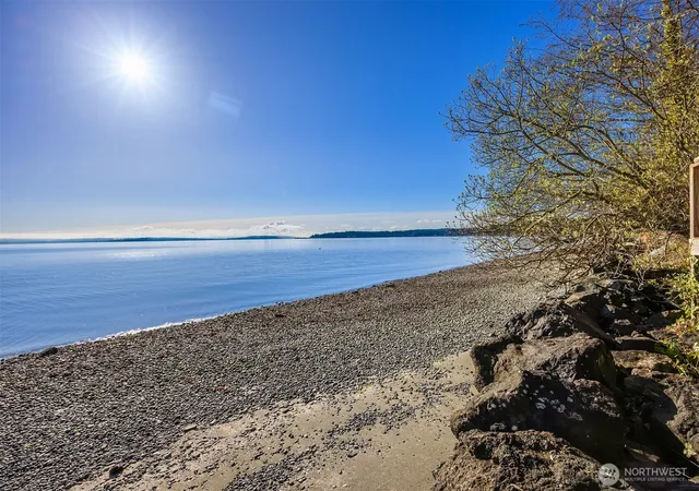 Photo 4 of Sale Pending at 18978 Angeline Ave NE, Suquamish, WA 98392 | MLS# NWM2554167 | Listing updated on 2026-09-25