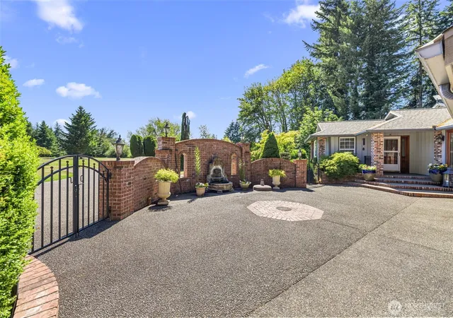 Photo 3 of Single family home for sale at 18525 Paulson St SW, Rochester, WA 98579 | MLS# NWM2554193 | Listing updated on 2026-09-22