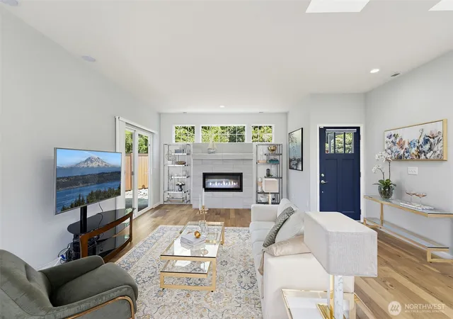 Photo 3 of Sale Pending at 6288 Harbor Sunset Ln, Gig Harbor, WA 98335 | MLS# NWM2554201 | Listing updated on 2026-10-01