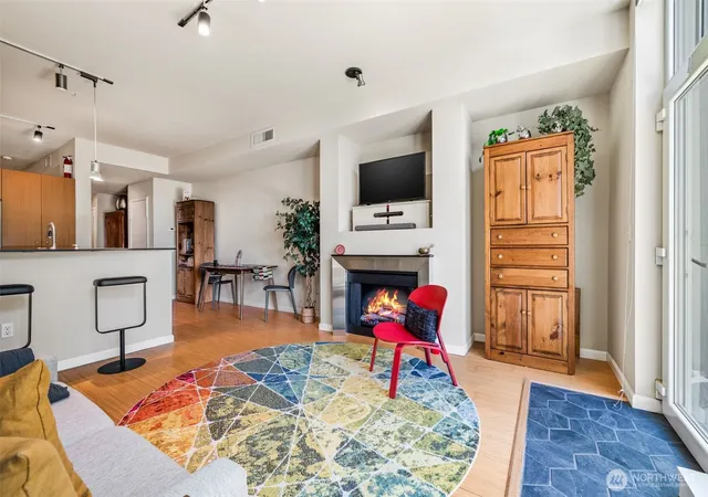 Photo 3 of Condo for sale at 17 W Mercer St #206, Seattle, WA 98119 | MLS# NWM2554239 | Listing updated on 2026-09-22