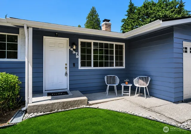 Photo 3 of Single family home for sale at 14379 104th Avenue Ne, Kirkland, WA 98034 | MLS# NWM2554257 | Listing updated on 2026-09-22