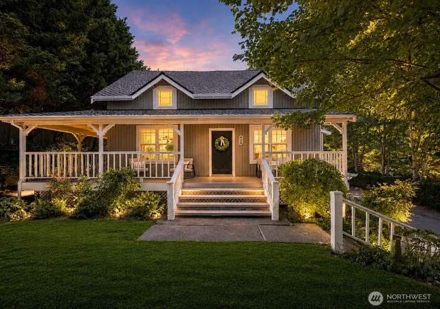 Photo 1 of Single family home for sale at 420 222nd Avenue Ne, Sammamish, WA 98074 | MLS# NWM2554268 | Listing updated on 2026-10-02