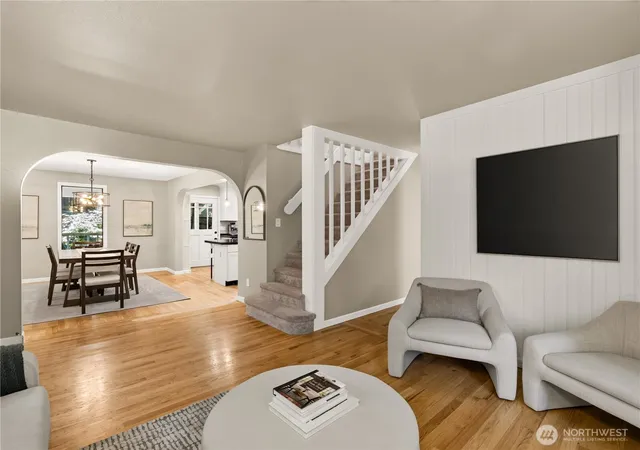 Photo 3 of Single family home for sale at 420 222nd Avenue Ne, Sammamish, WA 98074 | MLS# NWM2554268 | Listing updated on 2026-10-02