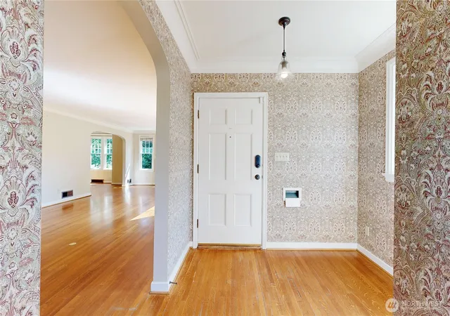 Photo 2 of Single family home for sale at 724 Valencia St, Walla Walla, WA 99362 | MLS# NWM2554303 | Listing updated on 2026-09-19