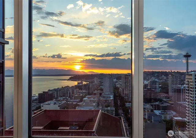 Condo for sale at 2033 2nd Avenue #2104, Seattle, WA 98121 | MLS# NWM2554318