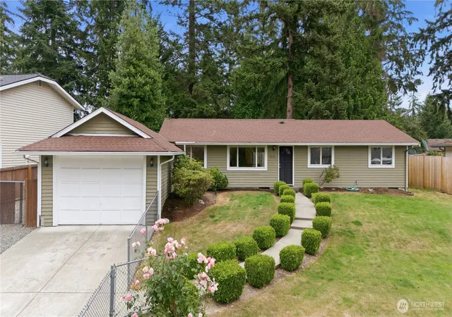 Photo 3 of Sale Pending at 5713 187th Avenue E, Lake Tapps, WA 98391 | MLS# NWM2554325 | Listing updated on 2026-09-23
