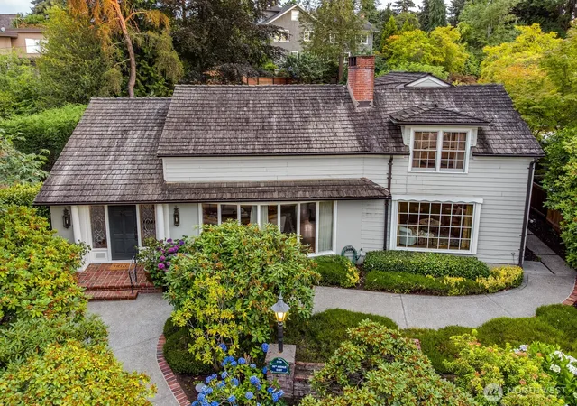 Photo 2 of Single family home for sale at 2109 38th Avenue E, Seattle, WA 98112 | MLS# NWM2554369 | Listing updated on 2026-09-22