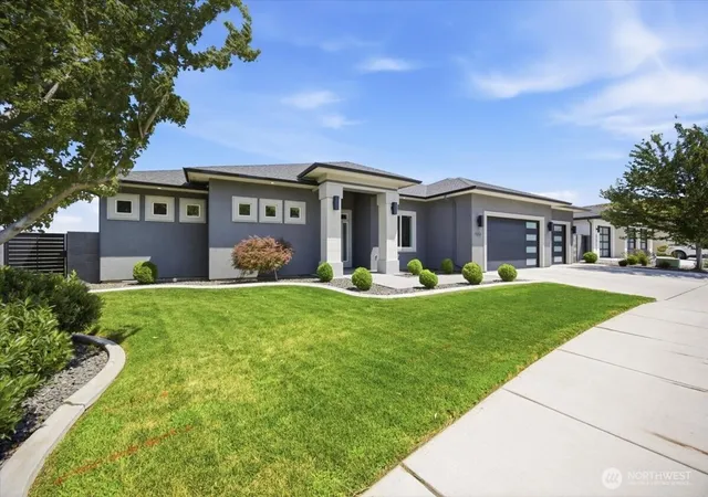 Photo 2 of Single family home for sale at 5483 S Kent St, Kennewick, WA 99337 | MLS# NWM2554371 | Listing updated on 2026-09-22