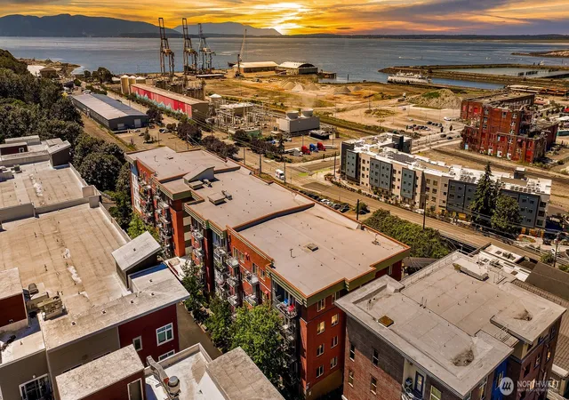 Photo 2 of Sale Pending at 1015 Railroad Ave #210, Bellingham, WA 98225 | MLS# NWM2554399 | Listing updated on 2026-09-25