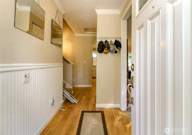 Photo 3 of Single family home for sale at 1301 Bel Air Rd, Tacoma, WA 98406 | MLS# NWM2554400 | Listing updated on 2026-09-22