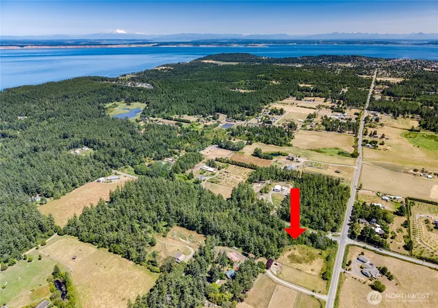 Photo 4 of Sale Pending at 2190 Hastings Ave W, Port Townsend, WA 98368 | MLS# NWM2554412 | Listing updated on 2026-07-27